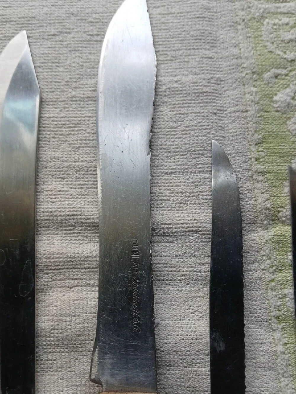 Assorted Kitchen Knife Set with Wood and Black Handles